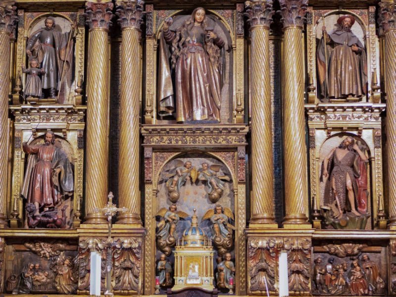 detalle del retablo mayor basílica santa maría magdalena